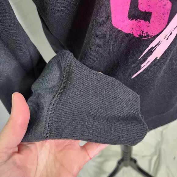 Ideology Black and Pink Cancer Awareness Sweatshirt Size Small - Picture 4 of 8
